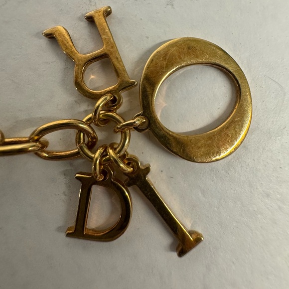 Dior Gold Heart Rhinestone Necklace - Picture 4 of 4